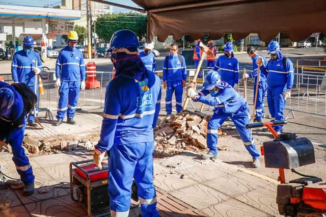 No centro, comerciantes assistem com expectativa e desconfian&ccedil;a 2&ordf; fase de obra