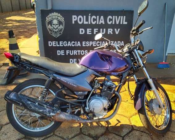 Pol&iacute;cia recupera motocicleta e prende ladr&atilde;o ap&oacute;s dono ver an&uacute;ncio de venda