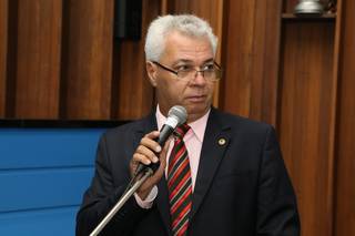 Deputado estadual, José Almi (PT), pode acordar nas próximas 24h sem ajuda da ventilação mecânica (Foto Assembleia Legislativa)
