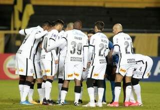 Jogadores do Corinthians em campo. (Foto: Rodrigo Coca/Agência Corinthians)