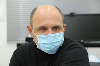 Em novo depoimento, namorado de professora repete vers&atilde;o sobre atentado 