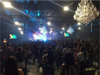 Evento religioso realizado no antigo Diamond Hall em Campo Grande. (Foto: Arquivo/Campo Grande News)