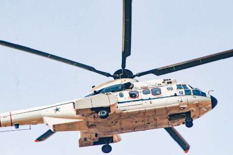 Ministra e senadora vão de helicóptero com Bolsonaro em “viagem” de 15 minutos 