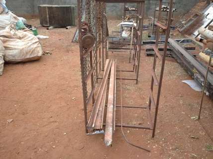 Guarda recupera barras de ferro furtadas do Centro de Belas Artes