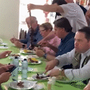 De churrasco de Bolsonaro, a "bets" da PM, reveja vídeos mais vistos da semana