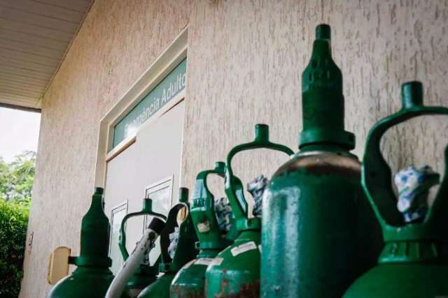 UPA enfrenta vazamento de oxig&ecirc;nio em dia com UTI lotada 