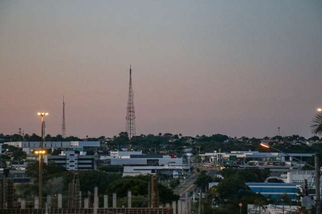 Segunda-feira ser&aacute; de tempo firme e calor de at&eacute; 36&ordm;C em MS