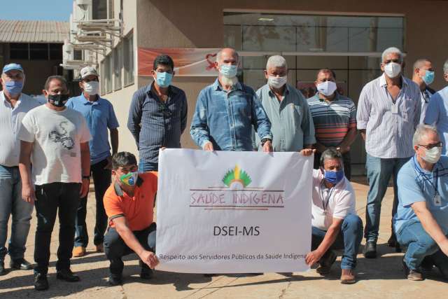 Sob amea&ccedil;as constantes de invas&atilde;o de ind&iacute;genas, servidores pedem seguran&ccedil;a