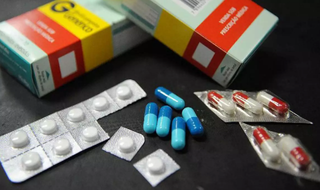 Vacina e &quot;desist&ecirc;ncia&quot; de m&eacute;dicos derrubam venda de cloroquina e ivermectina 