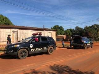 Tr&ecirc;s s&atilde;o presos suspeitos de terem matado homem com tiro na cabe&ccedil;a 