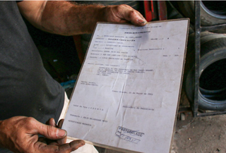 Borracheiro que se acorrentou a obra queria ampliar renda para quitar d&iacute;vida