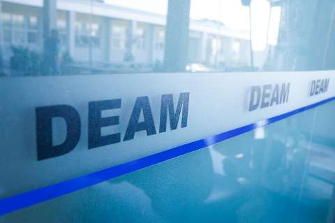 M&atilde;e procura delegacia ao notar sangramento em beb&ecirc; de 1 ano e supeitar de abuso