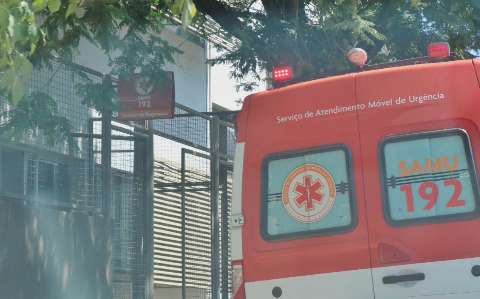 Depois de colidir em motocicleta e causar morte, condutor foge do local