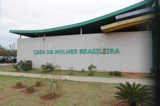 Mulher procura delegacia após ex oferecer recompensa por seu paradeiro Mulher procura delegacia após ex oferecer recompensa por seu paradeiro