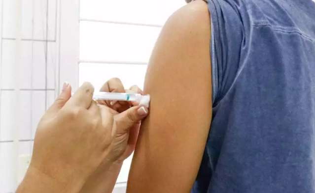 Seis grupos podem tomar a vacina da gripe em 60 locais nesta ter&ccedil;a