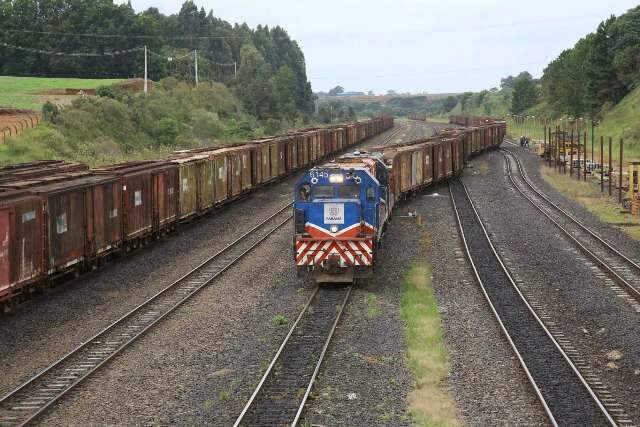 Com 26 milh&otilde;es de toneladas em cargas, Nova Ferroeste deve impactar 3% no PIB