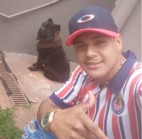 &quot;Saiam daqui&quot;: suspeito expulsou amigos de v&iacute;tima antes de ordenar assassinato