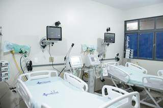 Leitos de UTI instalados em abril no Hospital da Vida, em Dourados (Foto: Divulgação)