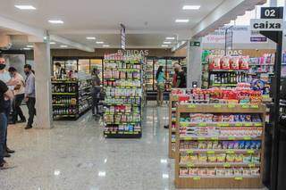 O que começou como mercearia dentro da própria casa é hoje rede de supermercados na Capital. (Foto: Marcos Maluf)