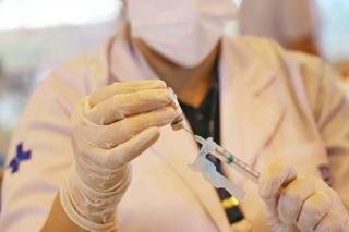 Tarde terá repescagem e 2ª dose da Astrazeneca Tarde terá repescagem e 2ª dose da Astrazeneca