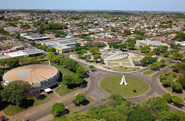 Decreto da prefeitura suspende aulas e buffets para conter avan&ccedil;o da covid