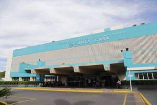 Santa Casa de Campo Grande é um das unidades contratualizadas que atendem pacientes covid-19 (Foto: Kisie Ainoã/Arquivo)