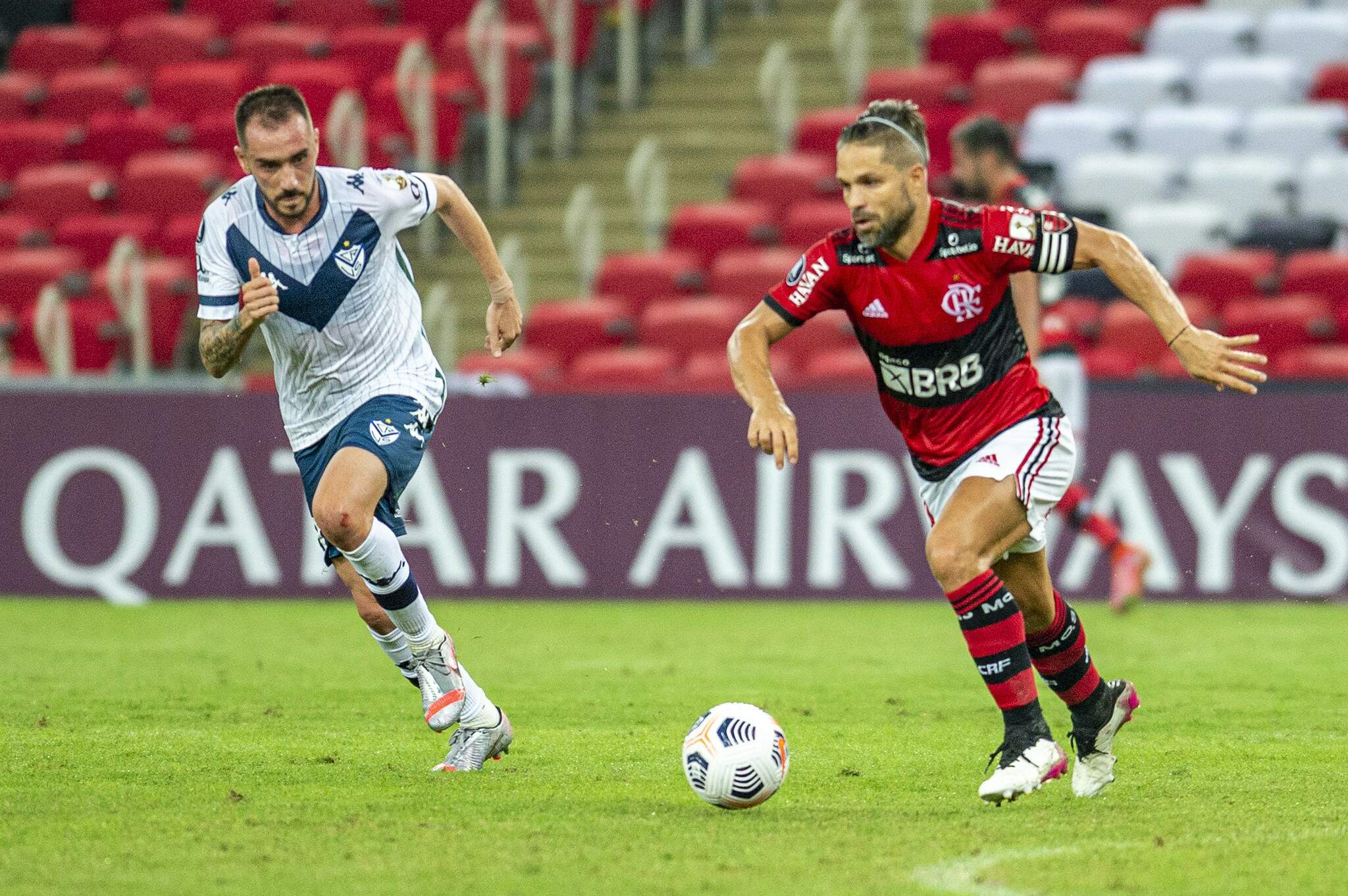 Queria, mas não levou: Vélez não dá bola do jogo a Pedro, destaque do  Flamengo, flamengo