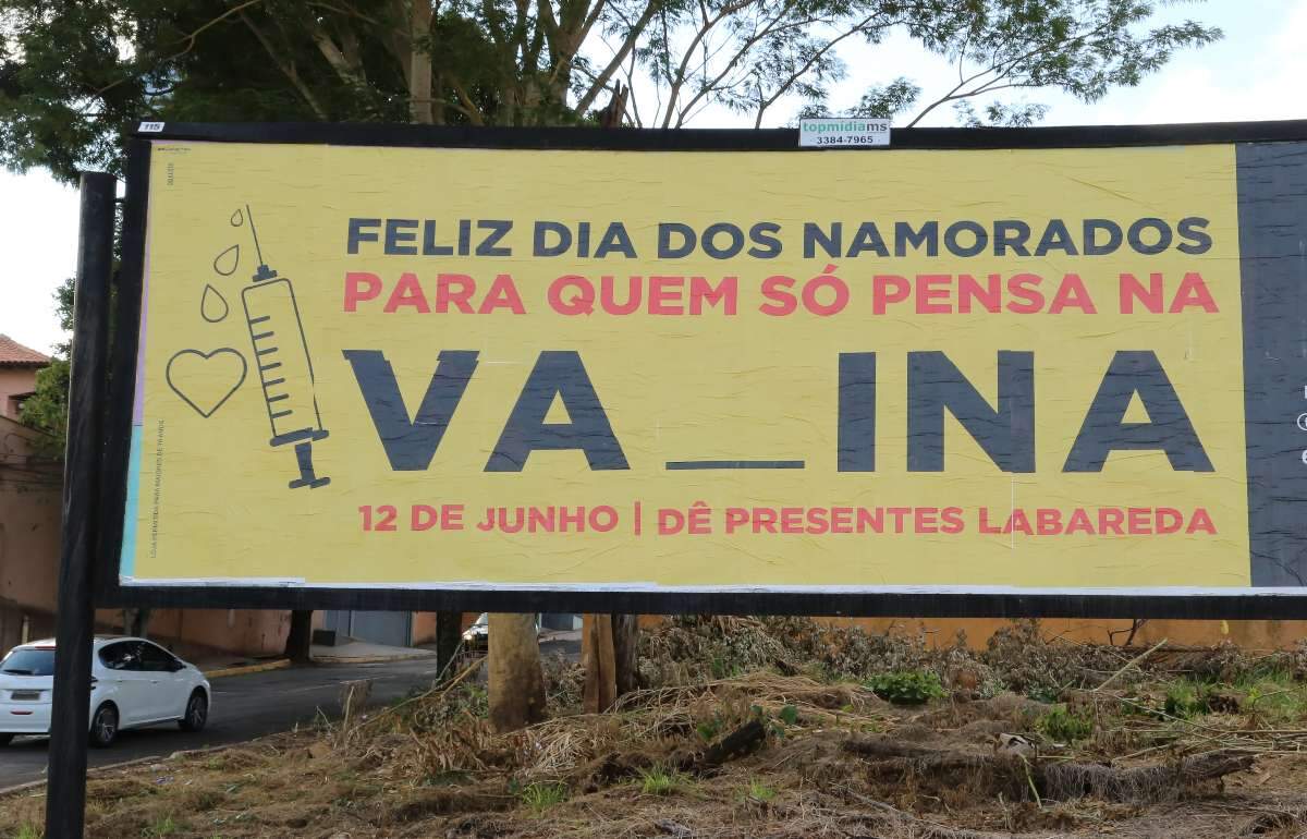 No complete a frase de 2021, ninguém mais lembra da "vagina" - Comportamento - Campo Grande News