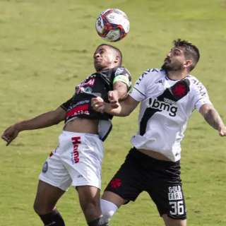 Vasco abre Série B com péssimo futebol e derrota diante do Operário-PR