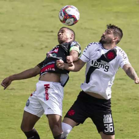 Vasco abre S&eacute;rie B com p&eacute;ssimo futebol e derrota diante do Oper&aacute;rio-PR