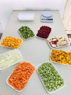 Todos os legumes já vêm higienizados e cortados, prontos para cozinhar. (Foto: Arquivo Pessoal)