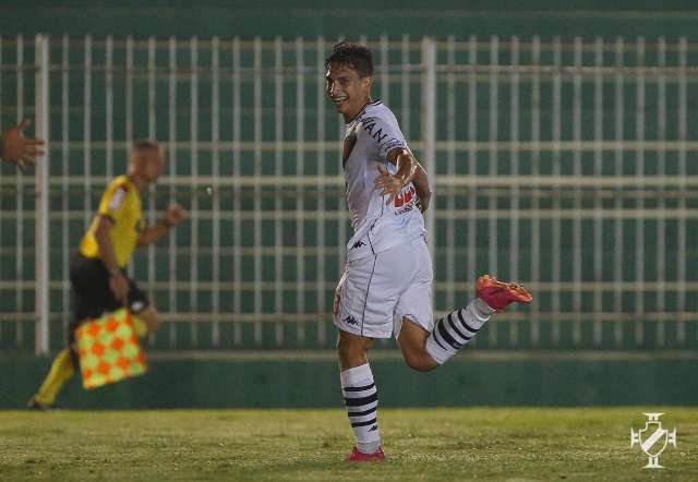 Vasco joga mal, mas vence o Boavista e abre vantagem na Copa do Brasil