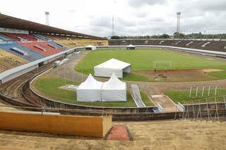 Estádio Morenão, palco do jogo do Chapadão no fim de semana (Foto: Paulo Francis/Arquivo)