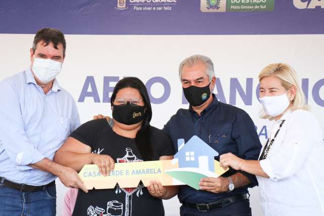 Entrega de 448 moradias &eacute; sonho realizado para quem vai deixar o aluguel
