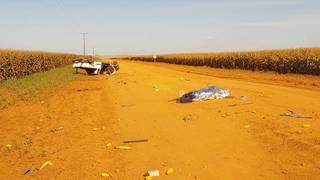 Motorista morre após perder controle e capotar caminhonete em estrada vicinal Motorista morre após perder controle e capotar caminhonete em estrada vicinal