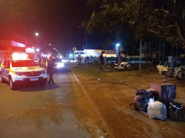 Em noite agitada, 41 com&eacute;rcios foram pegos descumprindo toque de recolher 