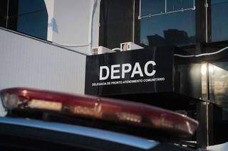 O caso foi parar na Depac (Delegacia de Pronto Atendimento Comunitário) Centro. (Foto: Marcos Maluf)