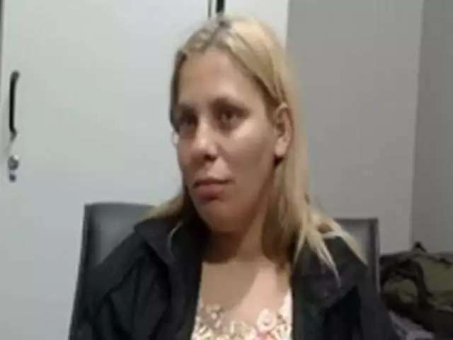Mulher de piv&ocirc; da Omert&agrave; &eacute; presa com imagens pornogr&aacute;ficas de crian&ccedil;as