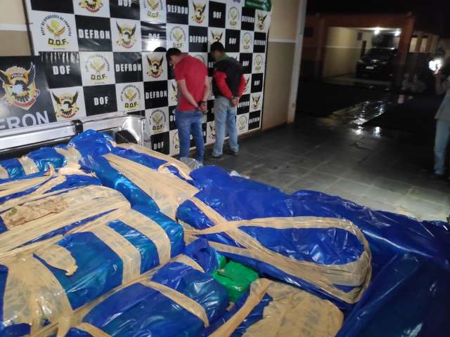 Preso em dep&oacute;sito de droga na fronteira era procurado por dois assassinatos
