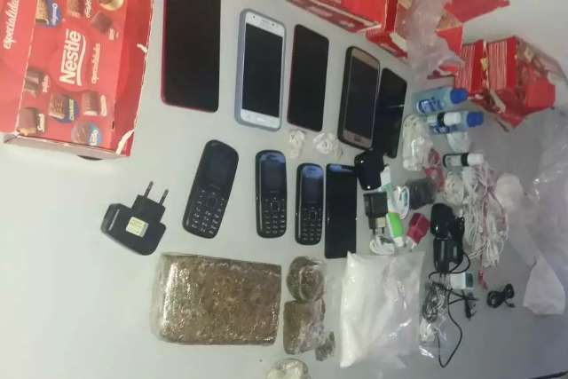 Casal &eacute; preso por enviar drogas em caixas de bombons para pres&iacute;dio