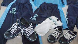 Diretores das escolas vão ligar para responsáveis e fazer o agendamento para retirar o kit de uniforme na unidade de ensino (Foto Divulgação) 