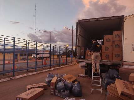 Motorista é preso com 350 mil maços de cigarros contrabandeados do Paraguai