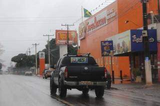 Raro flagrante de veículo adesivado nas ruas de Sidrolândia