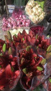 Flores recebidas por Marileia que atenderiam demanda no Dia dos Namorados (Foto: Arquivo pessoal)
