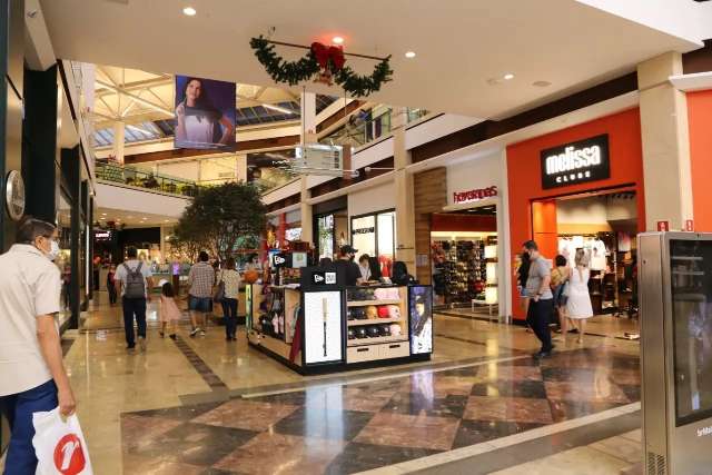 Shoppings mant&eacute;m atendimento exclusivamente por delivery at&eacute; segunda ordem
