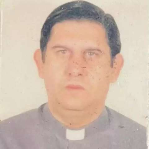 Padre que morreu de covid-19 &eacute; sepultado na manh&atilde; desta sexta 