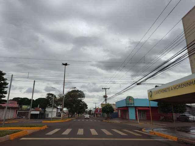 Prefeito de Dourados oficializa reabertura do com&eacute;rcio ap&oacute;s lockdown