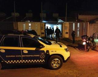 Guardas civis metropolitanos encontraram aglomerações em três residências na Capital (Foto: Divulgação)