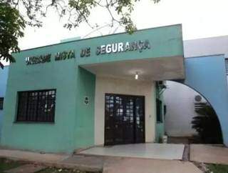 Morador se irrita com barulho de salto no piso e faz PM ir até condomínio Morador se irrita com barulho de salto no piso e faz PM ir até condomínio
