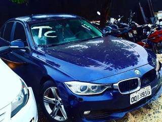Último lance dado em BMW 320i foi de R$ 45.866 (Foto: Detran-MS/Divulgação) 